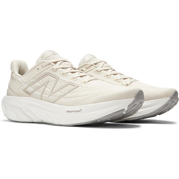 Athletic_Shoes